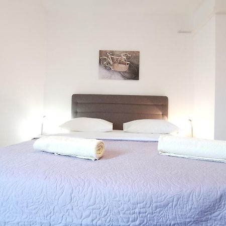 Apartman Sintic Krk Town Værelse billede