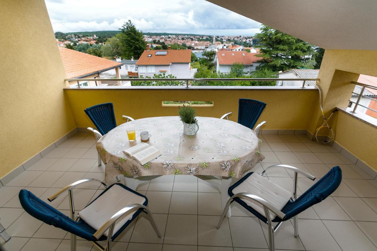 Apartman Sintic Krk Town Eksteriør billede
